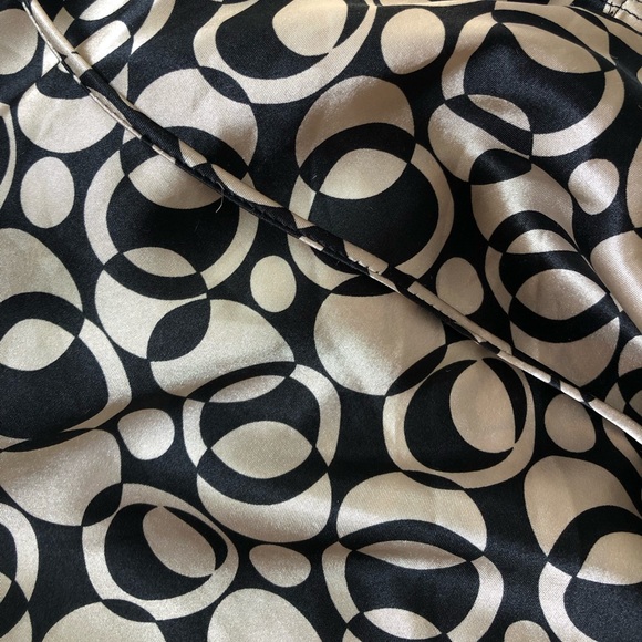 Vintage Retro Silky Tank Top - Picture 4 of 5